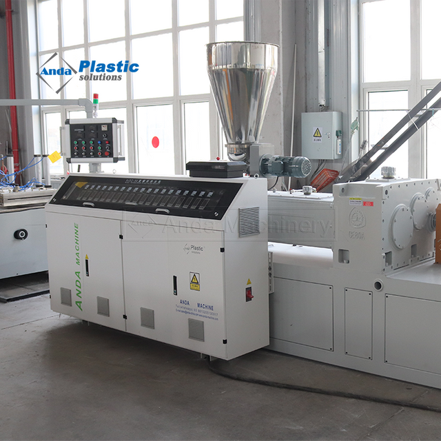 Linha de extrusão de perfil de calha de chuva em PVC