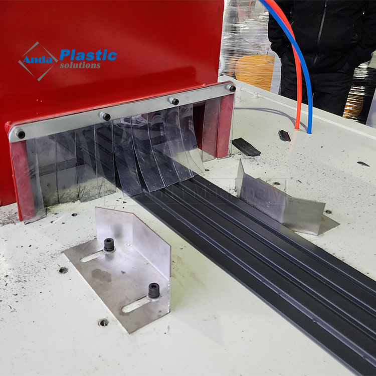 Máquina de painel canelado de carvão para fabricação de painel PS 