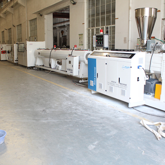 Máquina de fabricação de tubos de água em PVC