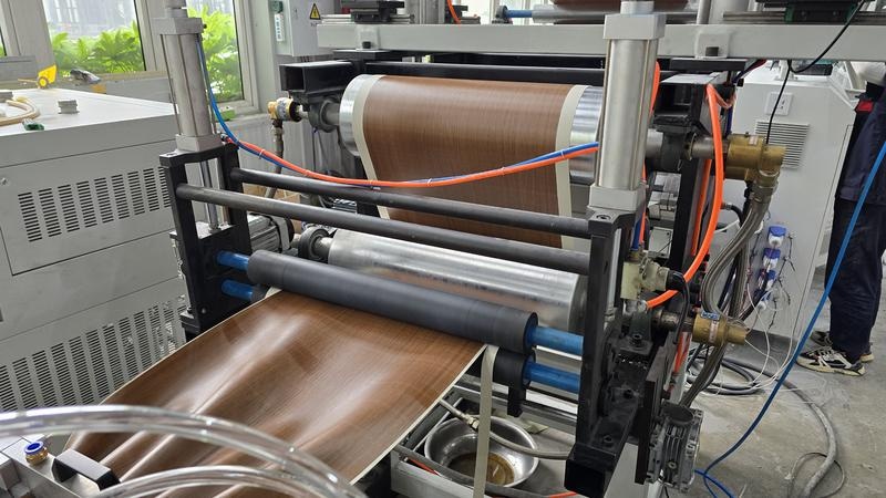 produ&ccedil;&atilde;o de painel de intradorso, linha de produ&ccedil;&atilde;o de painel