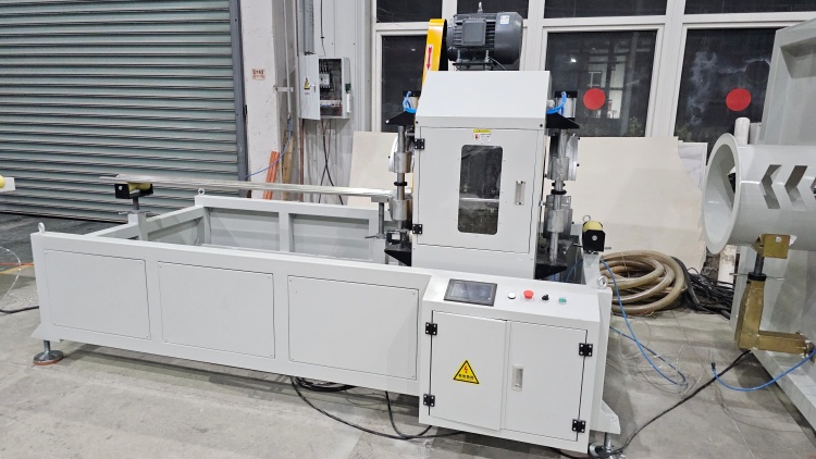 de pvc, m&aacute;quina de extrus&atilde;o de tubo de pvc, linha de produ&ccedil;&atilde;o de tubo de pvc, parafuso duplo m&aacute;quina de tubo de pvc