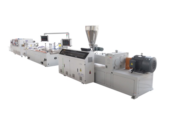 Produção de painéis de teto: guia completo para processos, materiais, máquinas e linhas de produção de painéis de PVC de alta eficiência