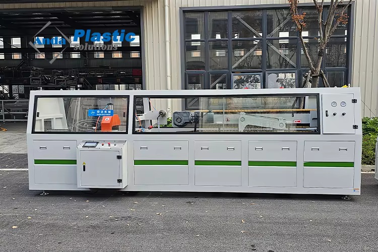 Anda Máquina de fabricação de portas WPC
