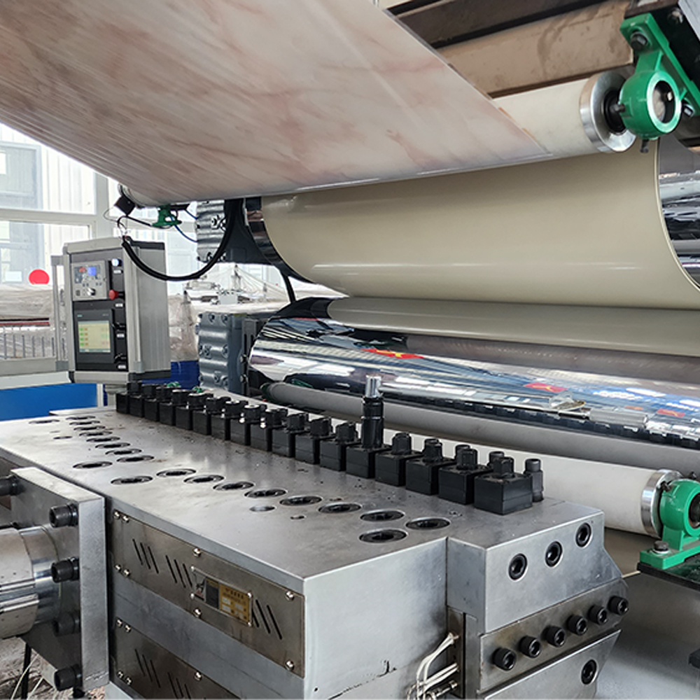 M&aacute;quina de fabrica&ccedil;&atilde;o de folhas de m&aacute;rmore de PVC