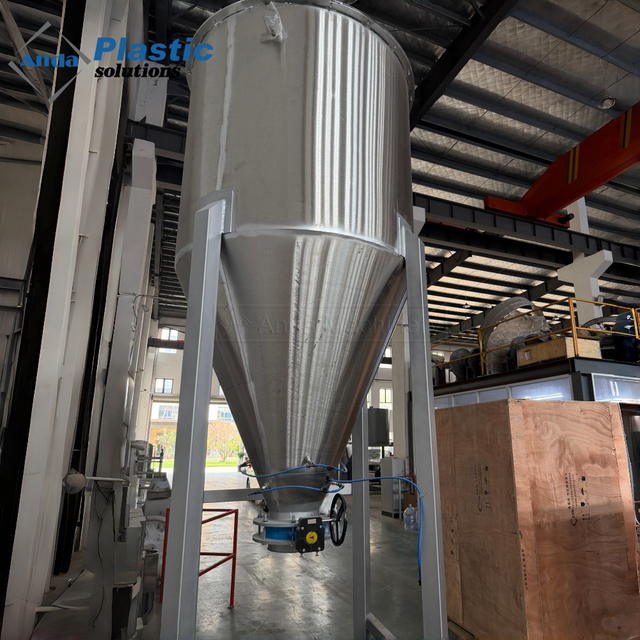 Silo de armazenamento de pó de aço inoxidável com fluidificador pneumático